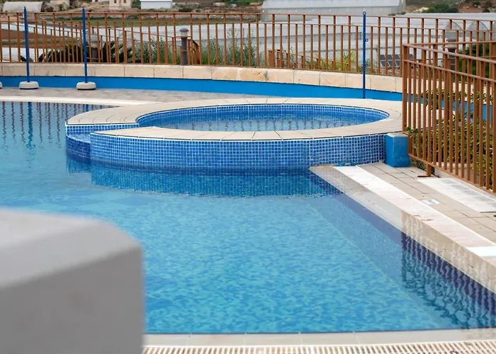 Fun For The Family! Villa Iz-Zebbiegh